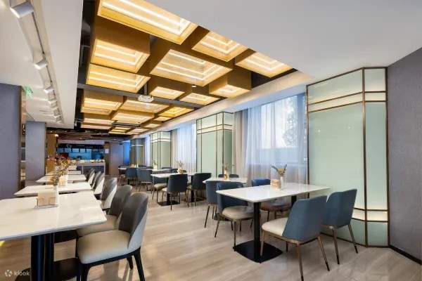 Hotel restaurant environment display map